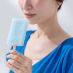 夏なのに体が冷え切る？エアコンと冷たい飲食が招く「夏冷え」と自律神経の整え方